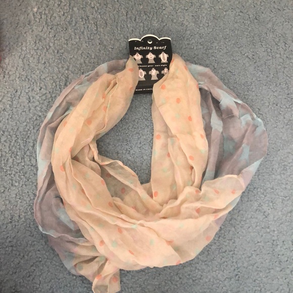 Infinity scarf - Picture 2 of 5